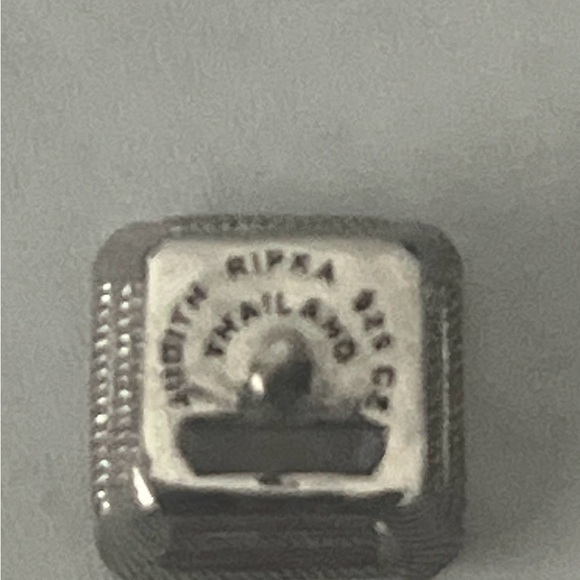 Judith Ripka 925Sterling Silver Diamondique studs - Picture 3 of 3